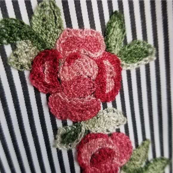Calvin Klein Floral Embroidered  Button Up Blouse - Picture 5 of 14